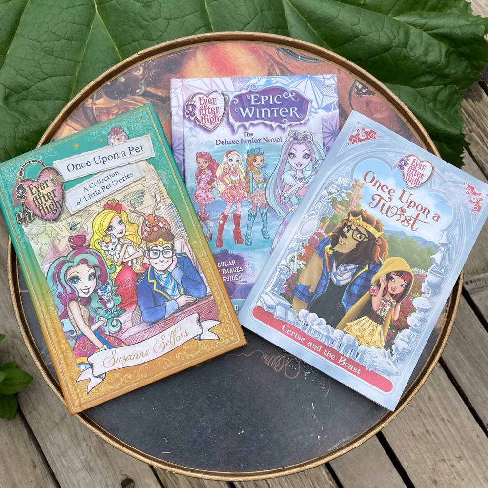 Ever After High novelettes lot, 2 hardcovers 1 paperback in good condition.